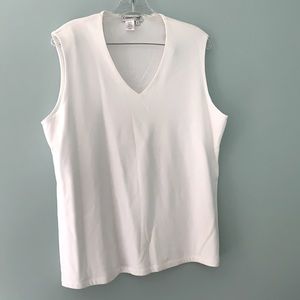 White sleeveless shirt